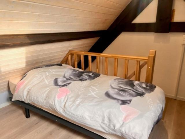 Appartement Brik 16 *